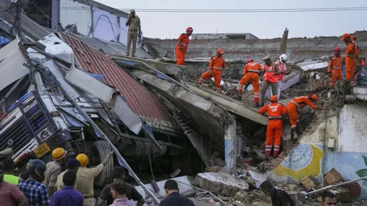 लखनऊ में तीन मंजिला इमारत के ढहने की घटना की जांच के लिए तीन सदस्यीय समिति गठित