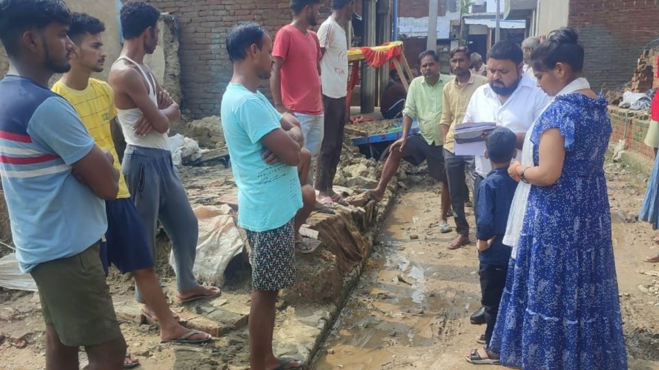 Kannauj: बारिश ने मचाई तबाही...घर गिरने के अलग-अलग हादसों में दो लोगों की मौत, परिजनों में मचा कोहराम