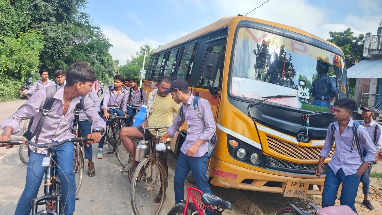 रायबरेली: ड्राइवर अंकल को मत मारो, छोड़ दो... चीखते चिल्लाते रहे बच्चे, नहीं पसीजे हमलावर