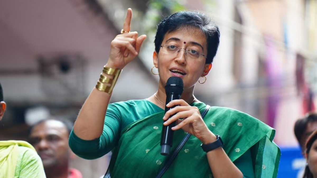 Delhi CM Atishi : आतिशी ने ली सीएम पद की शपथ, गोपाल राय बने कैबिनेट मंत्री