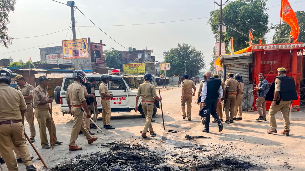 बहराइच सांप्रदायिक हिंसा पर जानिए क्या बोले दोनों समुदाय के लोग, चश्मदीदों ने बताया आंखों-देखा हाल