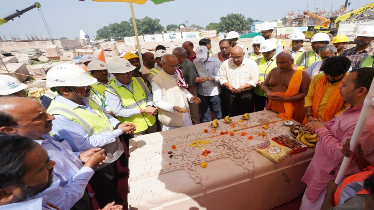 राम भक्तों के लिए खुशखबरी! राम मंदिर के शिखर का निर्माण शुरू, 4 माह में पूरा होने की उम्मीद 