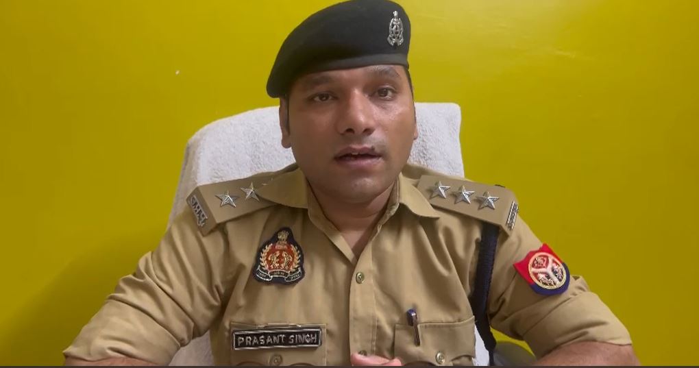 सुलतानपुर: घर में हो रहा था धर्मांतरण, पुलिस ने दंपती को पकड़ा