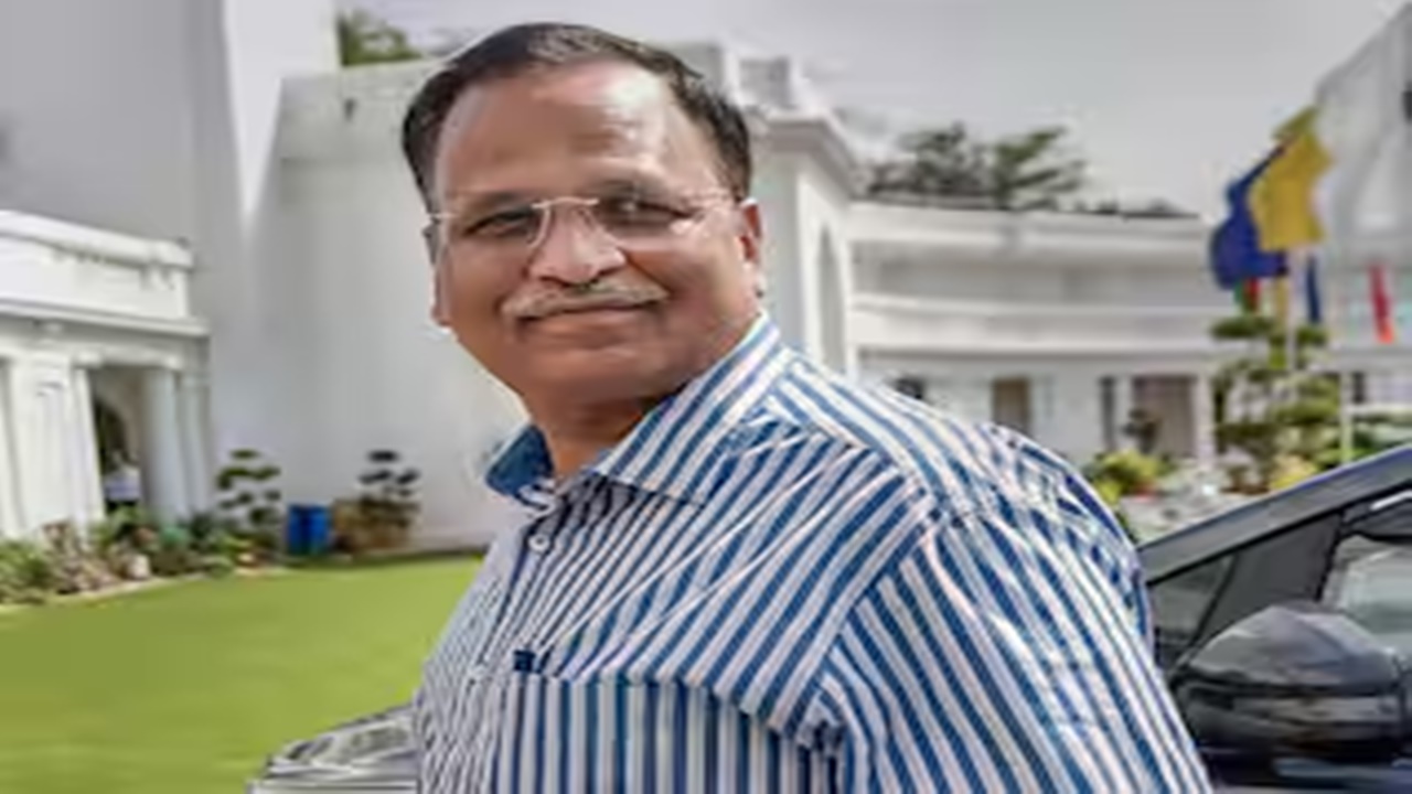 Satyendra Jain: पूर्व मंत्री सत्येंद्र जैन को मिली जमानत,  कोर्ट ने मनी लॉन्ड्रिंग मामले में सुनाया फैसला