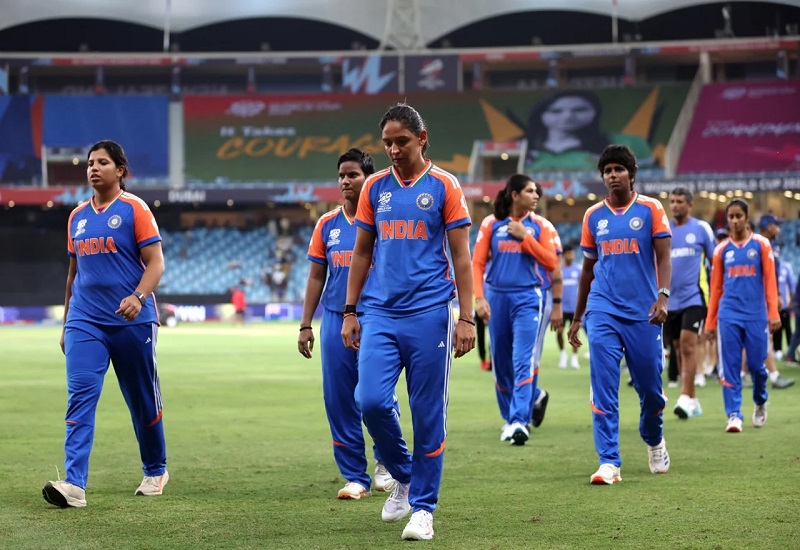 Women's T20 World Cup : भारत को टीम संयोजन की खामियां दूर करके पाकिस्तान से भिड़ना होगा 