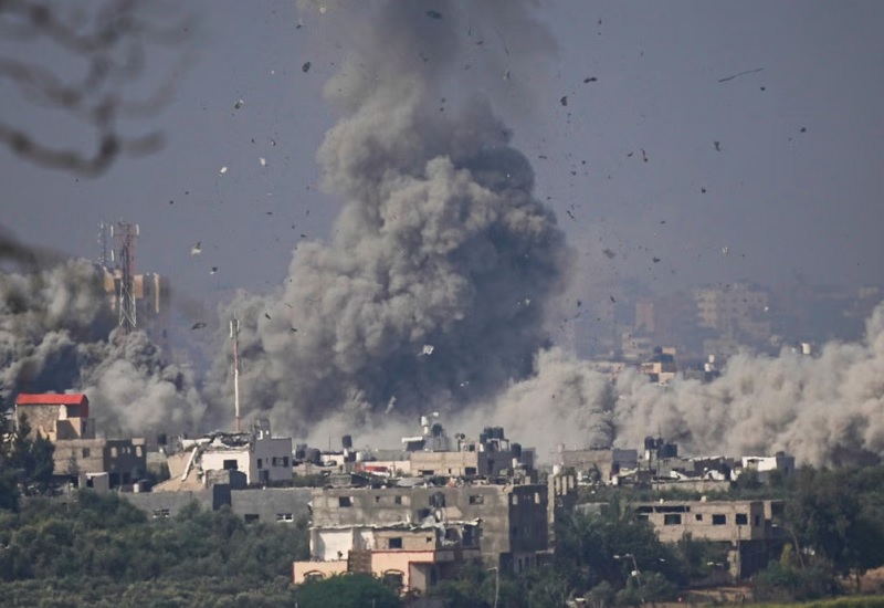 Israel Hamas War : इजरायल ने गाजा मस्जिद पर किया हमला, 18 लोगों की मौत...IDF का दावा- अंदर था हमास का कमांड सेंटर