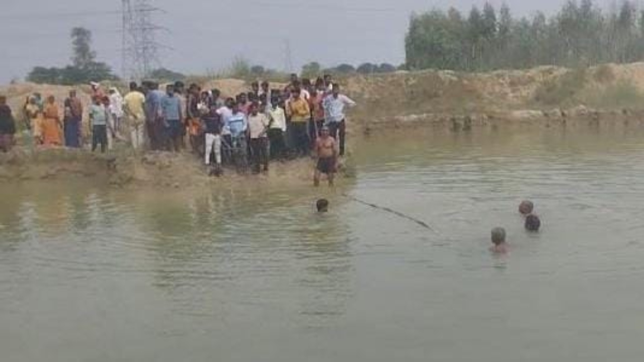 भेंड नहलाने गए दो बच्चों की तालाब में डूबने से मौत, मचा कोहराम : घूरपुर के चिल्ली चकिया गांव की घटना