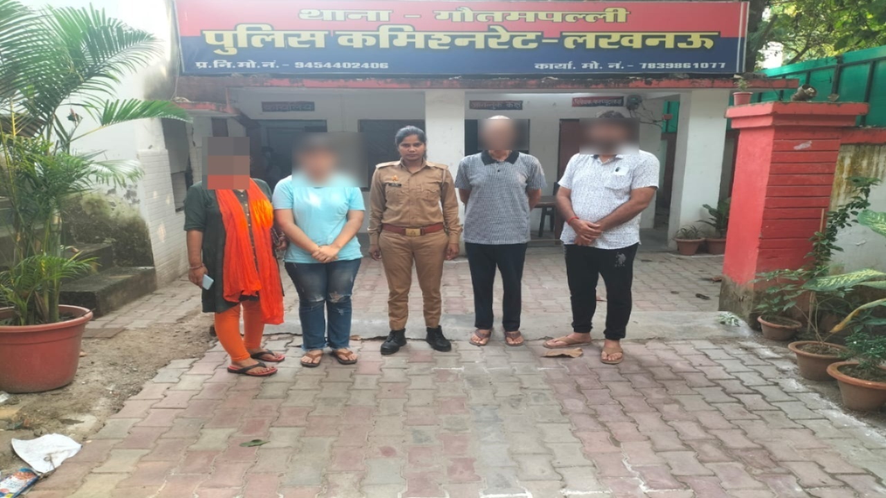  मां-बाप की डांटा नाराज किशोरी ने गोमती में लगाई छलांग : पुलिस ने छात्रा की बचाई जान