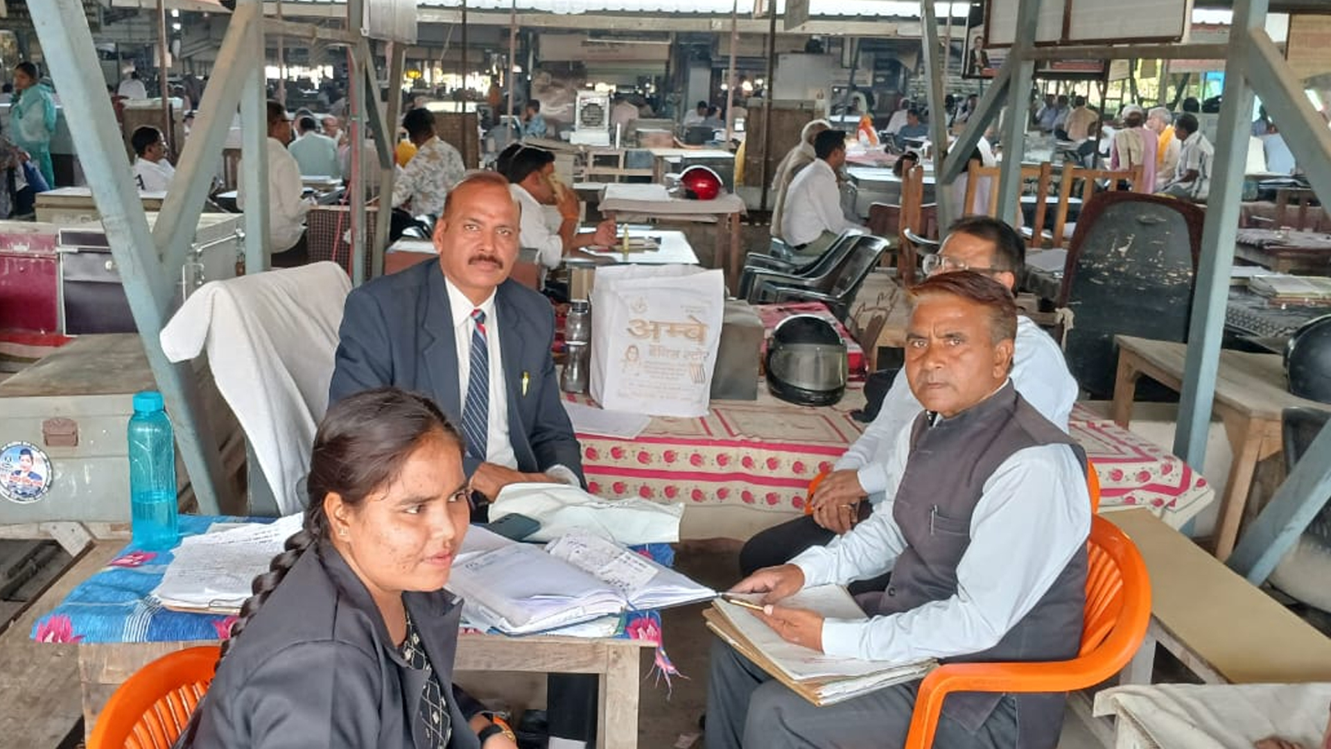 कासगंज : गाजियाबाद कोर्ट में अधिवक्ताओं के साथ हुई मारपीट से साथियों में पनपा आक्रोश