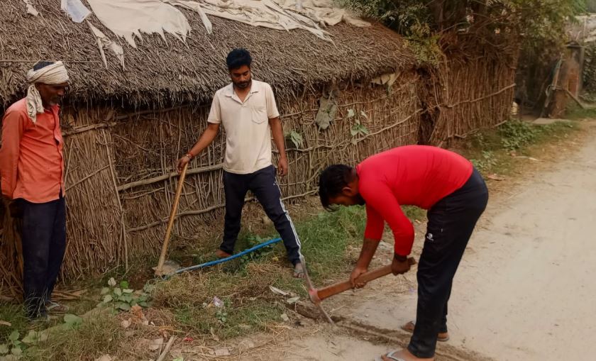 बाराबंकी: ठेकेदारों की कमाई का जरिया बनीं पानी की टंकियां