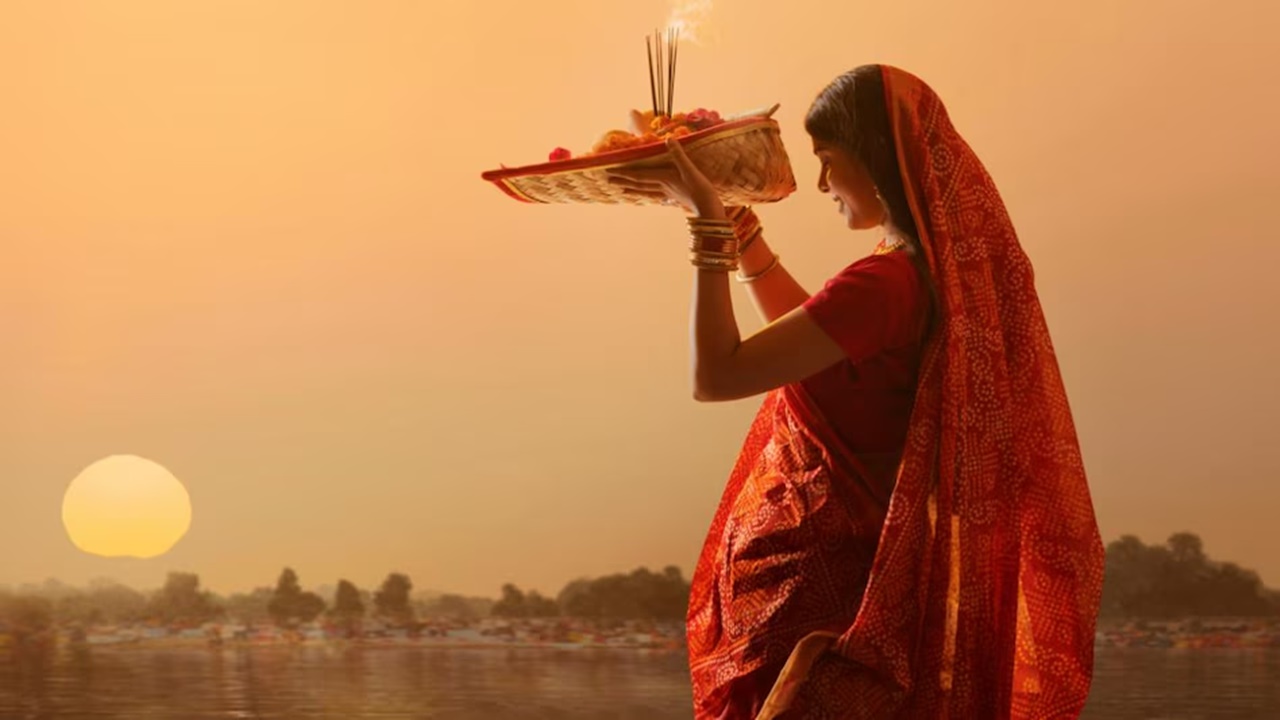  Chhath Puja 2024: सूर्य उपासना का पर्व डाला छठ की तैयारी शुरू, घर लौटने लगे परदेसी 