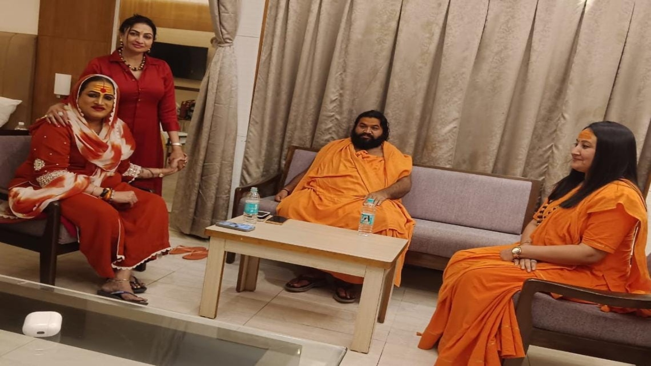 Maha Kumbh 2025 : मलेशिया, थाईलैंड व बैंकाक सहित अन्य देशों में होगा किन्नर अखाड़ा