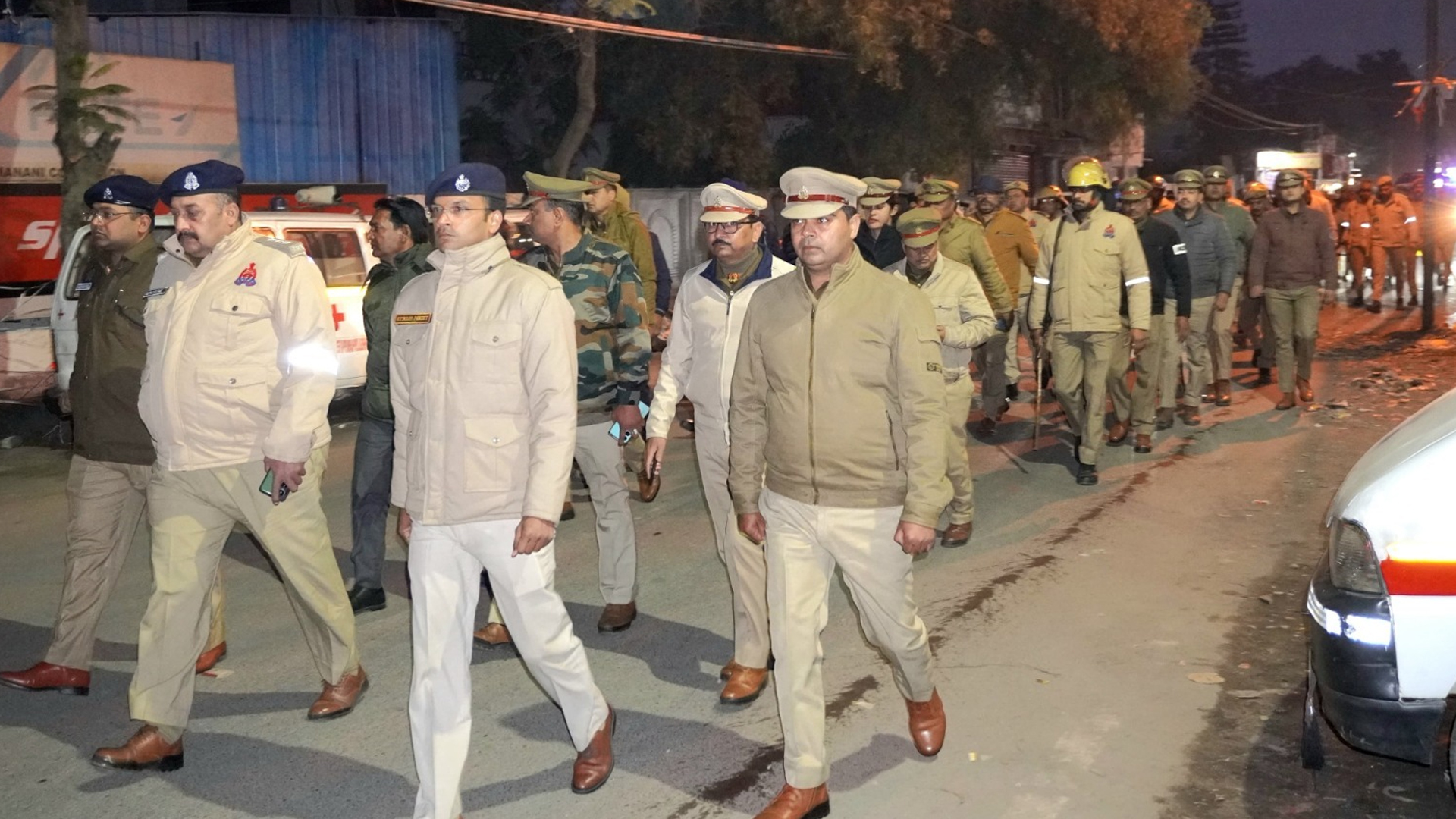 पीलीभीत: नए साल के जश्न से पहले पुलिस अलर्ट मोड में, एसपी ने संभाला मोर्चा