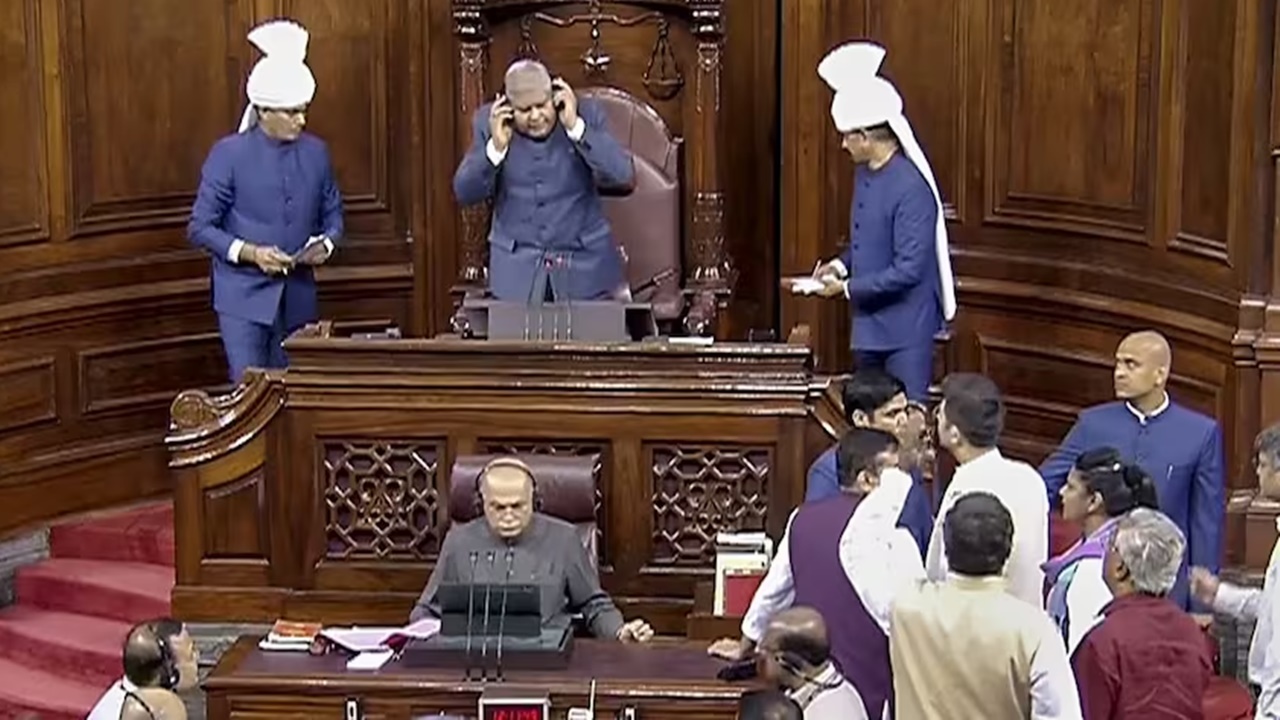 Parliament Sessions: अदाणी सहित विभिन्न मुद्दों पर विपक्ष का राज्यसभा में हंगामा, कार्यवाही दिनभर के लिए स्थगित 