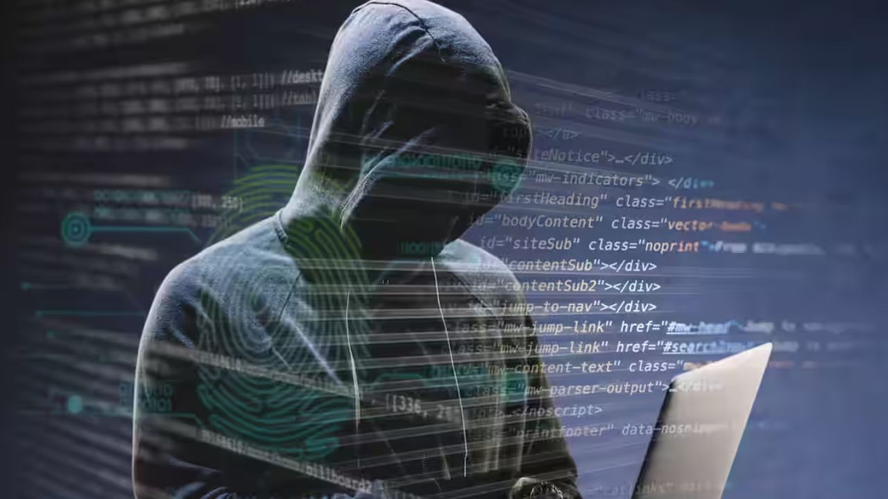 Cyber Fraud:  शादी के मौसम में साइबर ठगों ने निकाला अनोखा तरीका, बधाई संदेश भेज कर रहे खाता साफ: कानपुर पुलिस लोगों को रही जागरूक