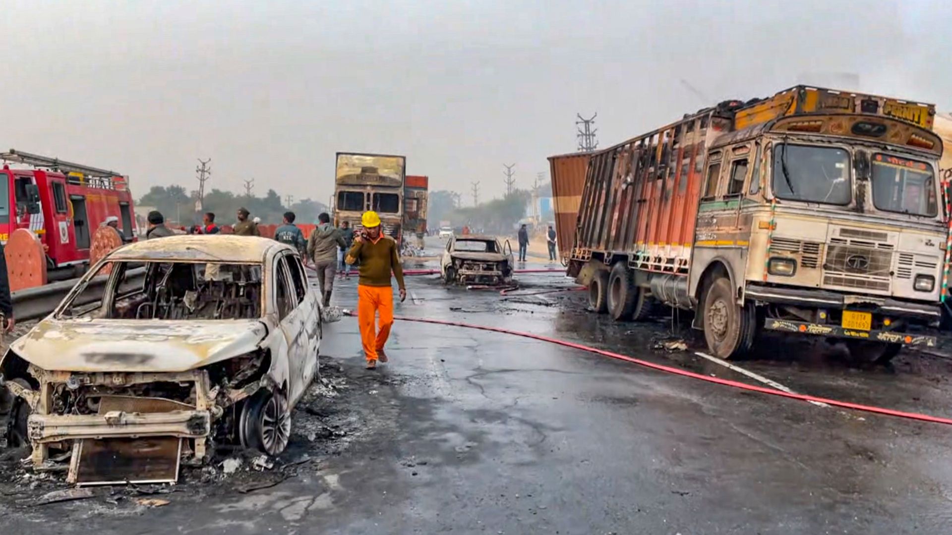 राजस्थान सड़क हादसे में 11 लोगों की मौत, प्रधानमंत्री और राष्ट्रपति समेत इन नेताओं ने जताया दुख