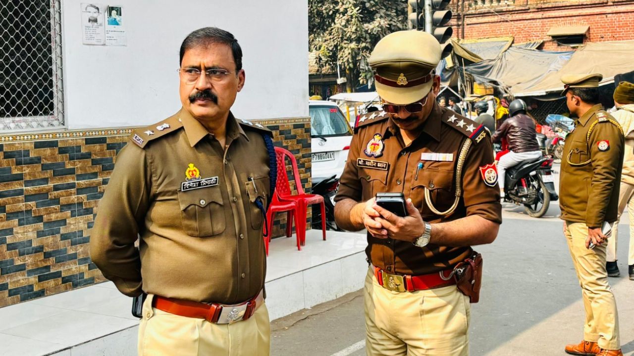 कानपुर में जुमे की नमाज को लेकर अलर्ट मोड पर पुलिस-प्रशासन: CCTV से रखी जा रही नजर, खुफिया तंत्र सक्रिय