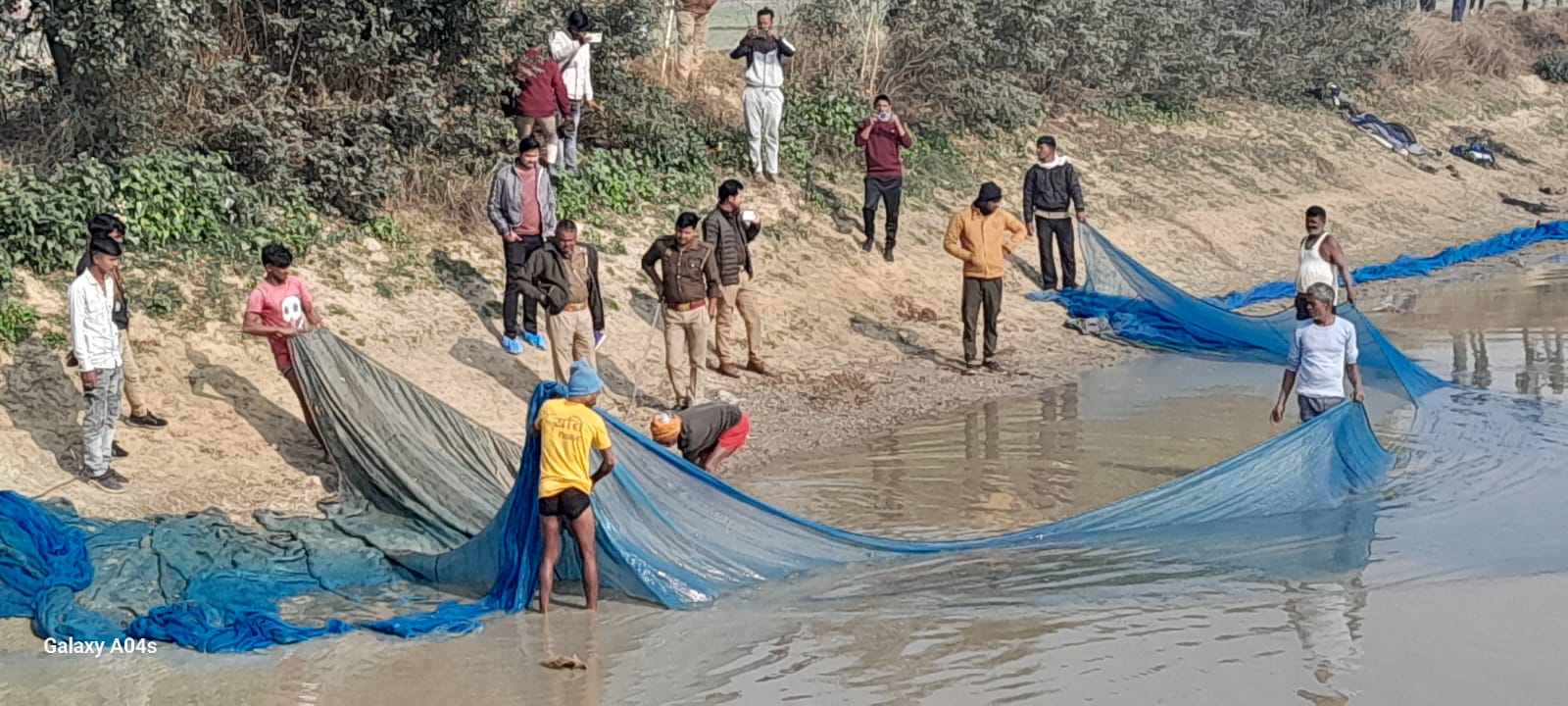 बहराइच: तालाब में मिला लापता नाबालिग के शरीर का अंग, परिजनों ने हत्या का लगाया आरोप