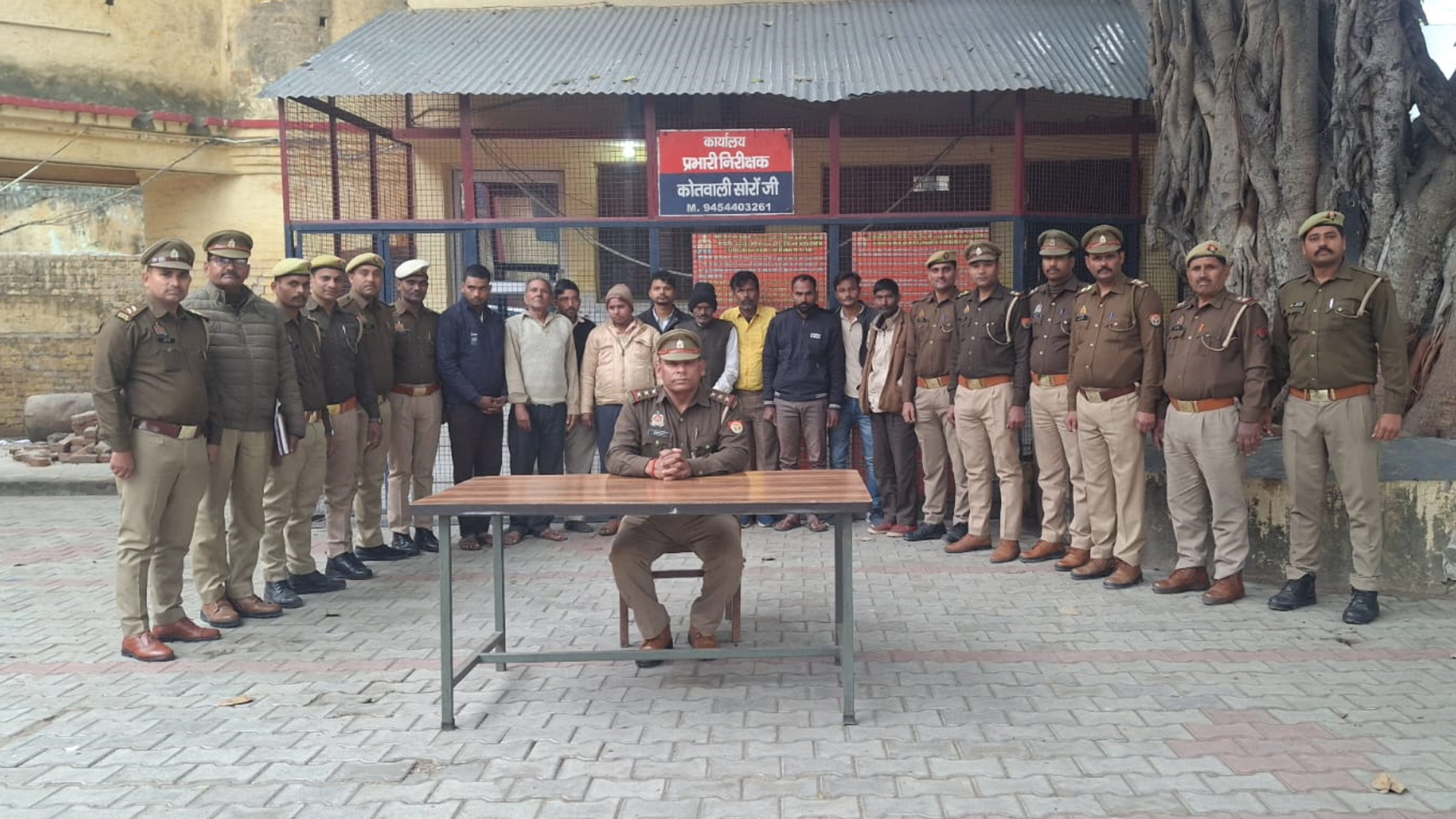 कासगंज: पुलिस का विशेष अभियान, 24 घंटे में 21 वांरटी गिरफ्तार