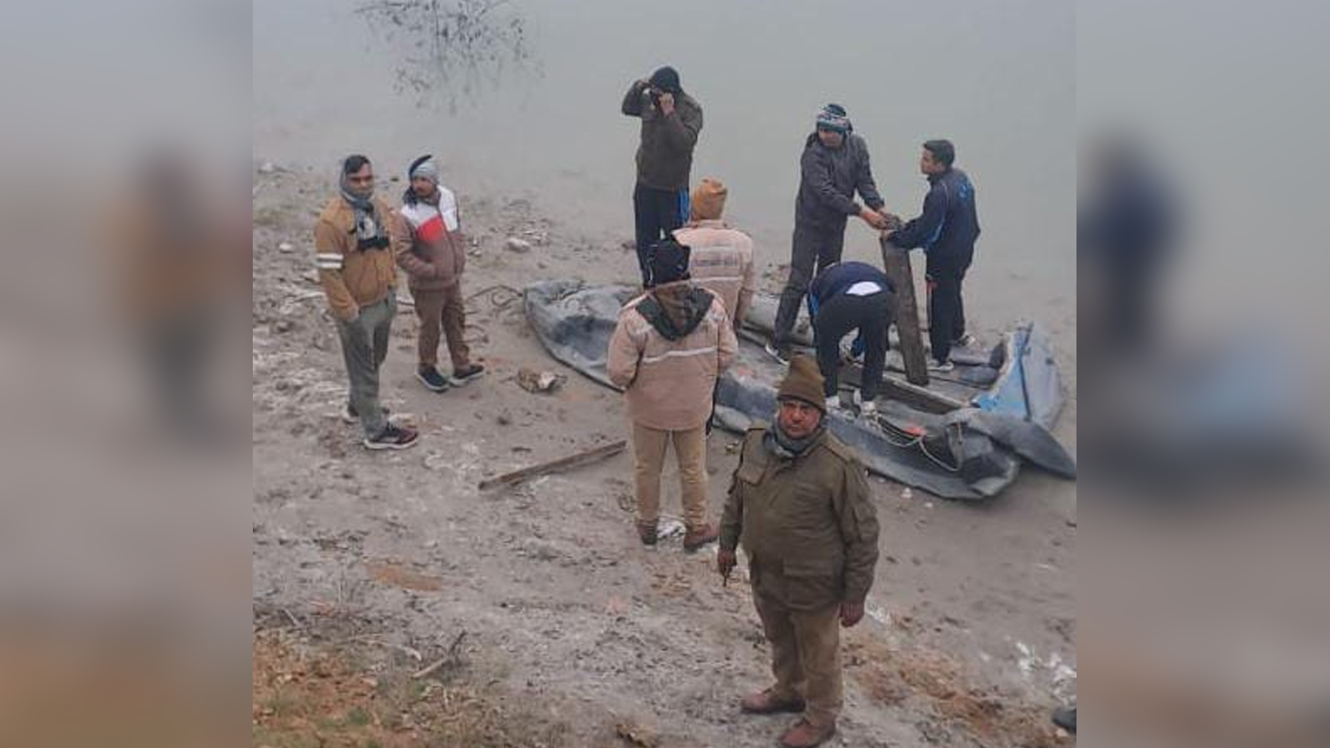 कासगंज: दूसरे दिन भी नहीं लगा नहर में डूबे युवक का पता