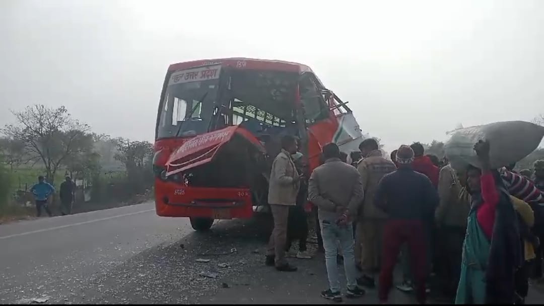 बहराइच: आपस में टकराईं रोडवेज बस, आधा दर्जन यात्री घायल