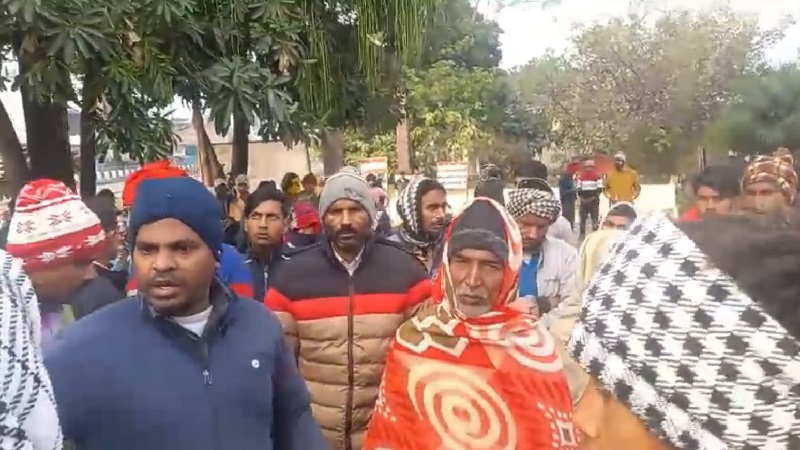 Moradabad : झोलाछाप के गलत इलाज से महिला की मौत, परिजनों ने की तोड़फोड़...थाने में काटा हंगामा 