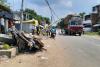 अयोध्या: ट्रक ने बिजली पोल तोड़ गुमटी में टक्कर मारी, एक घायल