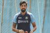 MS Dhoni ने गेंदबाजों को निखारा और Virat Kohli को संपूर्ण पैकेज दिया, Ishant Sharma ने की तारीफ 