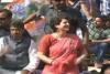 प्रियंका गांधी ने सहारनपुर में किया रोड शो, कहा-जनता को दिख रही बदलाव की उम्मीद 