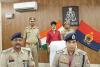 Etawah Crime: प्लॉट न बेचने से नाराज कलयुगी बेटे ने की थी पिता की हत्या...पुलिस ने आरोपी को गिरफ्तार कर भेजा सलाखों के पीछे