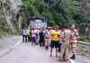 देहरादून: कर्णप्रयाग में गौचर के बीच गलनाऊ के पास पहाड़ी दरकने से हैदराबाद निवासी दो लोगों की मौत