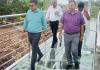 Chitrakoot: जिलाधिकारी ने स्काई ग्लास ब्रिज का किया मुआयना, ब्रिज बनाने वाली फर्म को ब्लैक लिस्ट करने के दिए आदेश