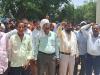 शाहजहांपुर: सफाई मजदूरों की विभिन्न मांगों को लेकर नगर आयुक्त को सौंपा ज्ञापन