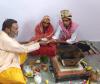 बरेली: Instagram से हुई दोस्ती फिर मोहब्बत...एक दूजे के लिए मुस्कान ने छोड़ा धर्म, हिंदू रीति-रिवाज से रचाया विवाह