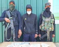 जम्मू कश्मीर: हंदवाड़ा में हिजबुल मुजाहिदीन का आतंकवादी गिरफ्तार 