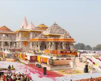 अयोध्या: राम मंदिर में पुजारियों के एंड्रायड फोन ले जाने पर प्रतिबंध, ड्रेस कोड भी किया गया तैयार 