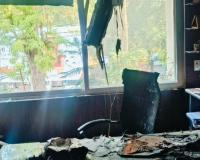 बरेली: बैंक ऑफ बड़ौदा की शाखा में लगी आग, मची अफरा-तफरी