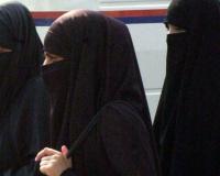 मुंबई कॉलेज ने कोर्ट से कहा- हिजाब पर रोक ‘ड्रेस कोड’ का हिस्सा, मुसलमानों के खिलाफ नहीं