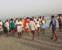 लखीमपुर खीरी: पीएसी फ्लड ने खंगाली नदी का पानी, दूसरे किशोर का शव भी बरामद 