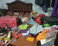 लखीमपुर खीरी: चोरों ने दो मकानों में बोला धावा, नकदी समेत उड़ाए जेवर
