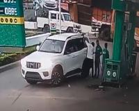 लखीमपुर-खीरी: 53 लीटर भरवाया डीजल, रुपये दिए बिना भाग निकला एसयूवी चालक...घटना CCTV में कैद 