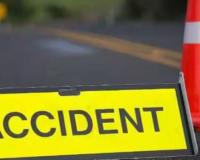 तेलंगाना: लॉरी से टकराने के बाद पलटी कार, चार लोगों की मौत...तीन अन्य घायल 