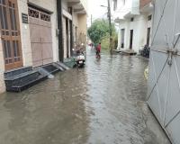 रामपुर : बारिश से लोगों को गर्मी से मिली राहत, सड़कों पर भरा पानी...लोग परेशान