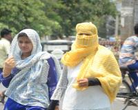 बाराबंकी : भीषण गर्मी के बीच बिजली की ट्रिपिंग से लोग हुए बेहाल