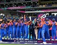 T20 WC Prize Money : वर्ल्ड चैंपियन टीम इंडिया पर हुई पैसों की बारिश, दक्षिण अफ्रीका को भी मिले करोड़ों