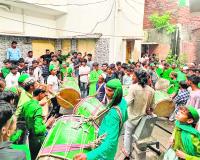 बरेली: खानकाह-ए-नियाजिया से हुसैनी नारों के साथ निकला ऐतिहासिक जुलूस