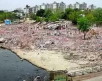 Lucknow news: सीएम योगी ने ध्वस्तीकरण पर लगाई रोक, रिवर बेड की जद में आने वाले भवनों पर हुआ ये निर्णय    