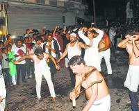 बरेली: अजादारों ने जंजीर और कमा का मातम कर खुद को किया लहूलुहान