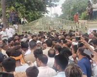काशीपुर: मंडी में धान उतारने को लेकर आढ़ती पुत्र ने मारी दो पल्लेदारों को गोली