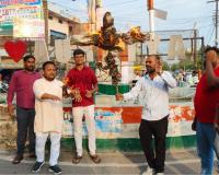 Auraiya: भाजयुमो कार्यकर्ताओं ने फूंका राहुल गांधी का पुतला, बोले- नेता विपक्ष ने धर्म विशेष को बनाया टारगेट, भावनाएं हुईं आहत 